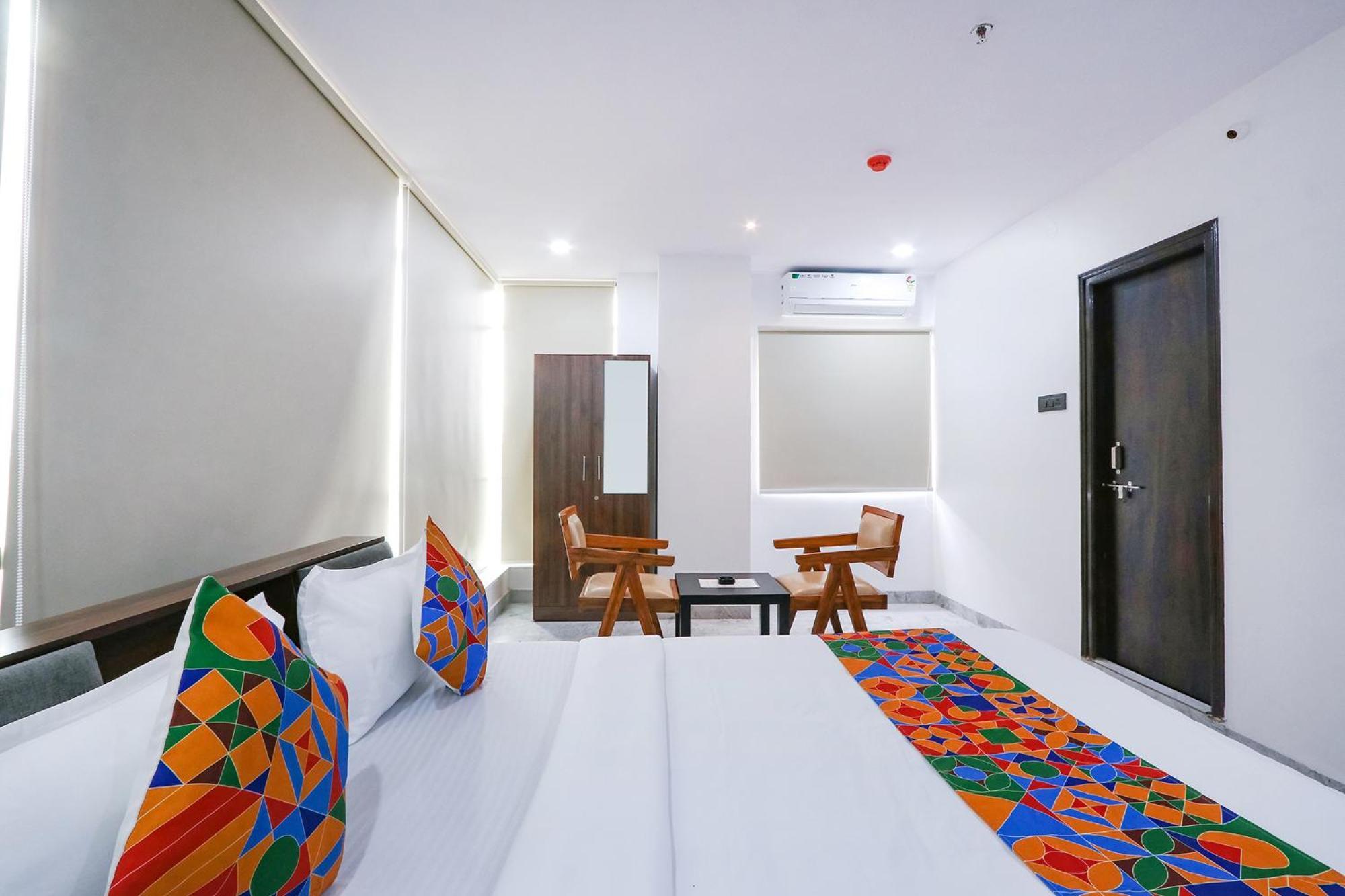 Fabhotel Rk Residency - Nr Sr Nagar Metro Station, Ameerpet Hyderabad Exterior photo