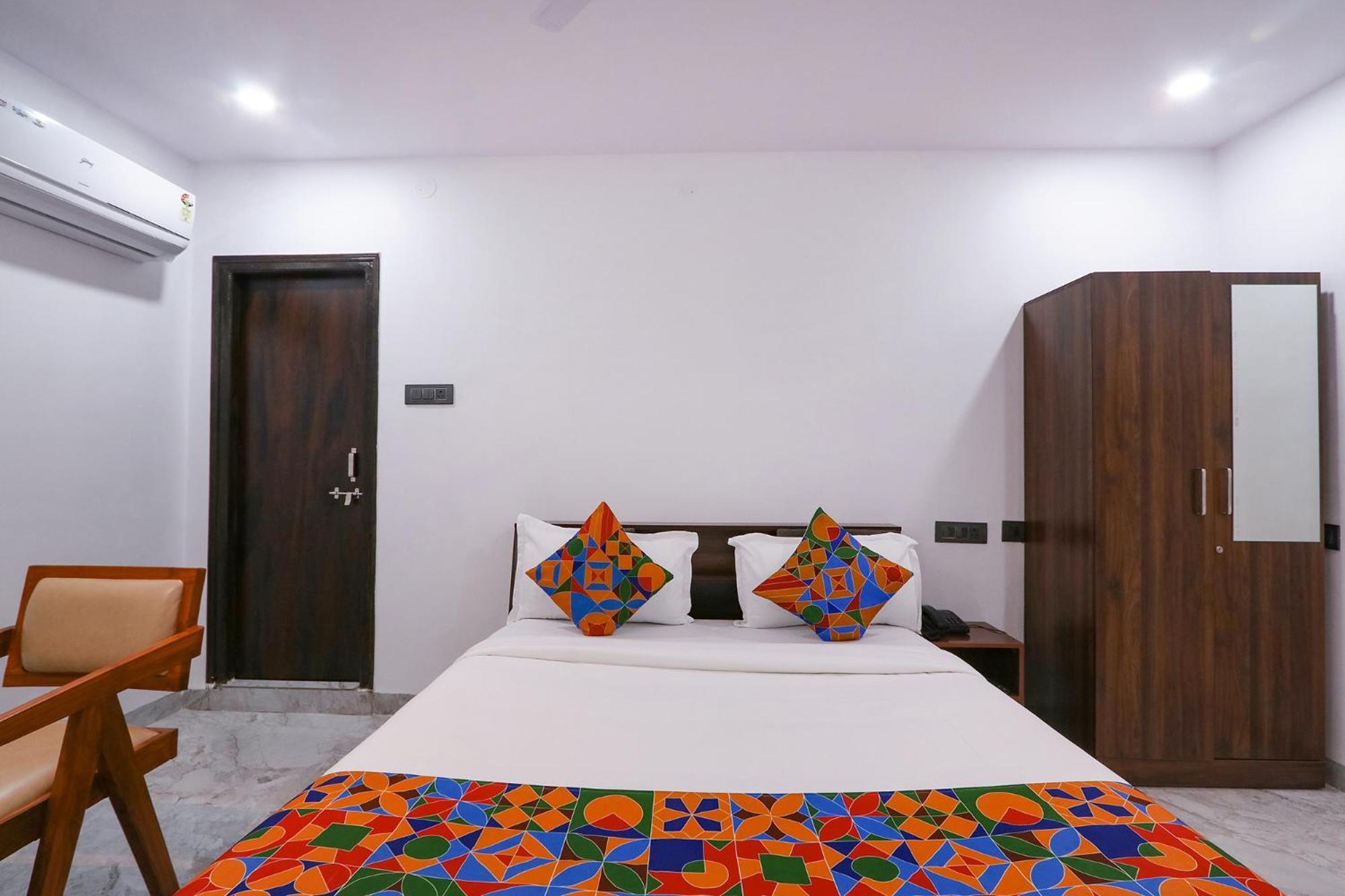 Fabhotel Rk Residency - Nr Sr Nagar Metro Station, Ameerpet Hyderabad Exterior photo