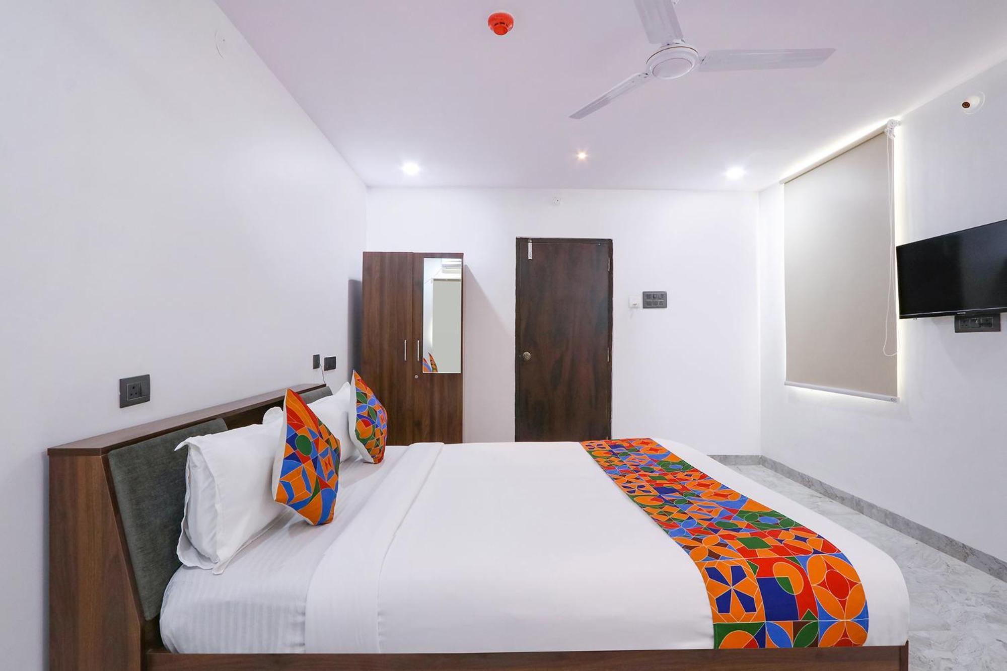 Fabhotel Rk Residency - Nr Sr Nagar Metro Station, Ameerpet Hyderabad Exterior photo