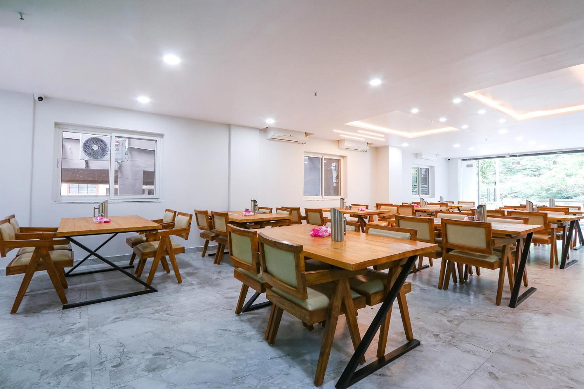 Fabhotel Rk Residency - Nr Sr Nagar Metro Station, Ameerpet Hyderabad Exterior photo