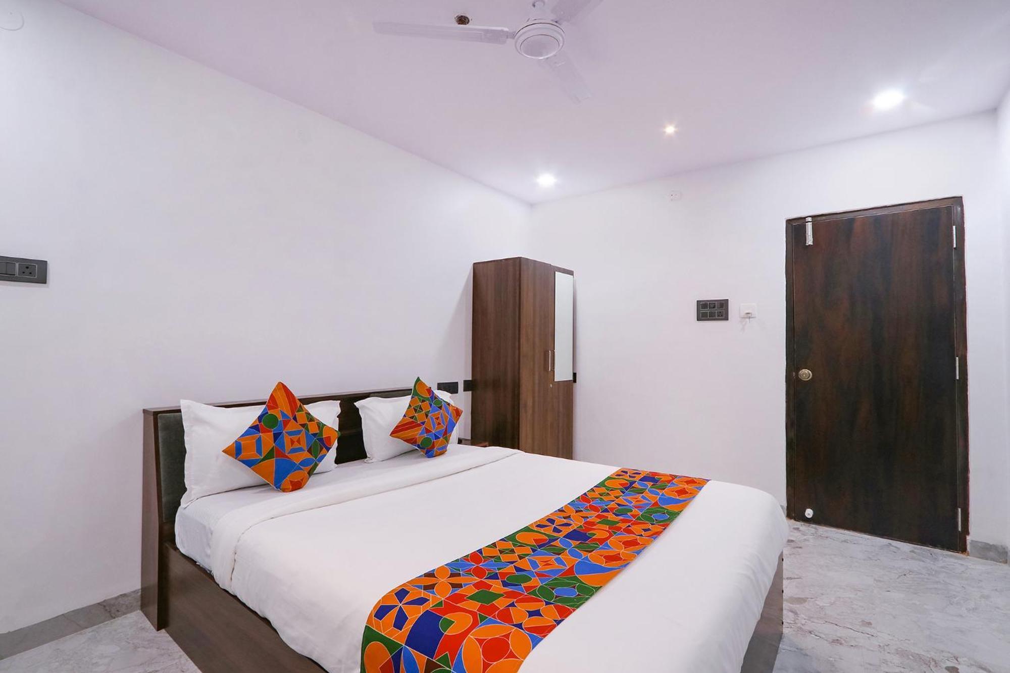 Fabhotel Rk Residency - Nr Sr Nagar Metro Station, Ameerpet Hyderabad Exterior photo
