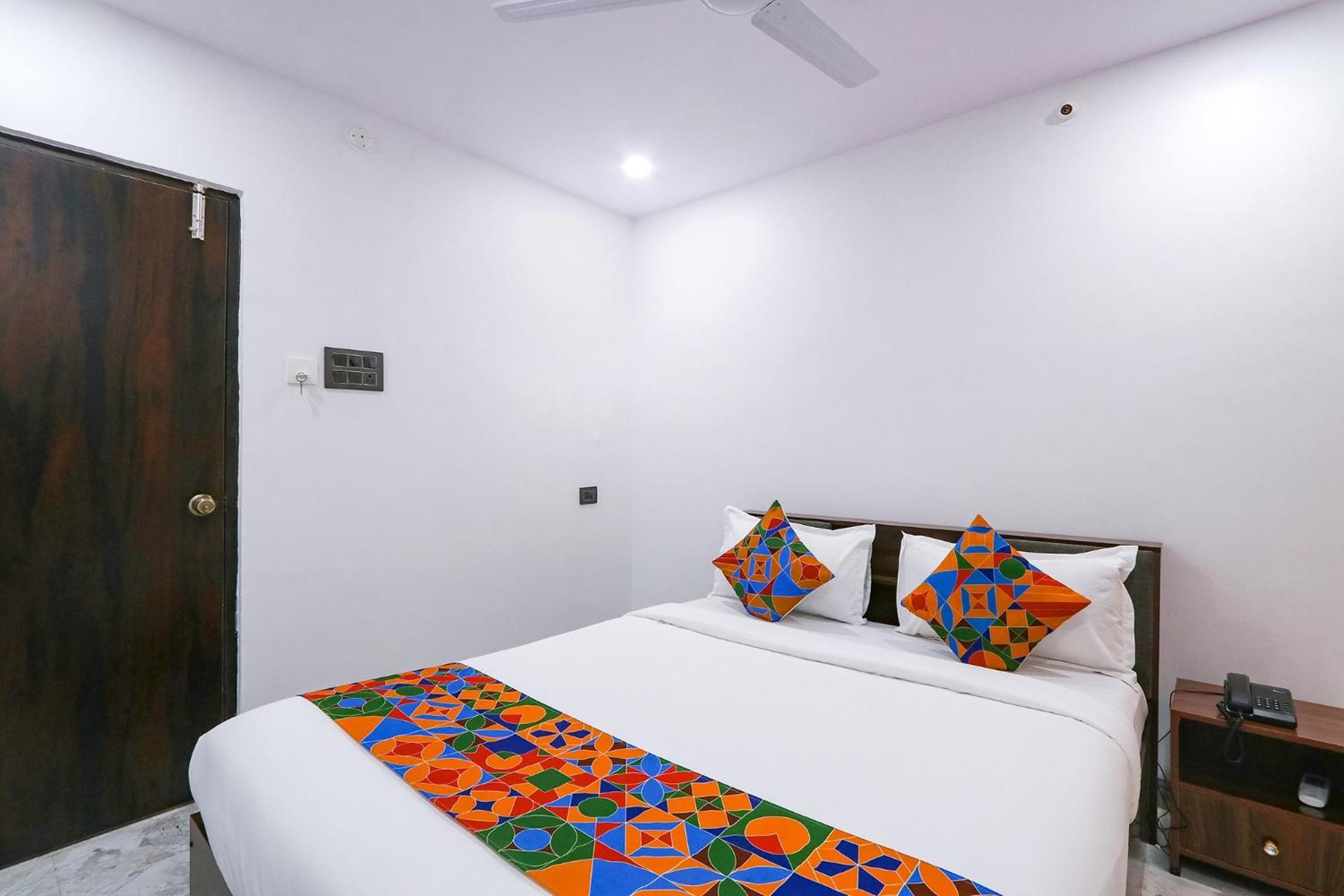 Fabhotel Rk Residency - Nr Sr Nagar Metro Station, Ameerpet Hyderabad Exterior photo