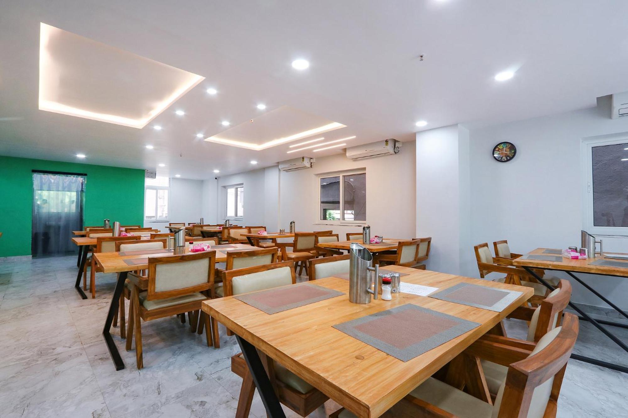 Fabhotel Rk Residency - Nr Sr Nagar Metro Station, Ameerpet Hyderabad Exterior photo